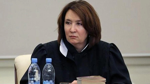Суд заочно арестовал бывшую «золотую» судью из Краснодара Елену Хахалеву