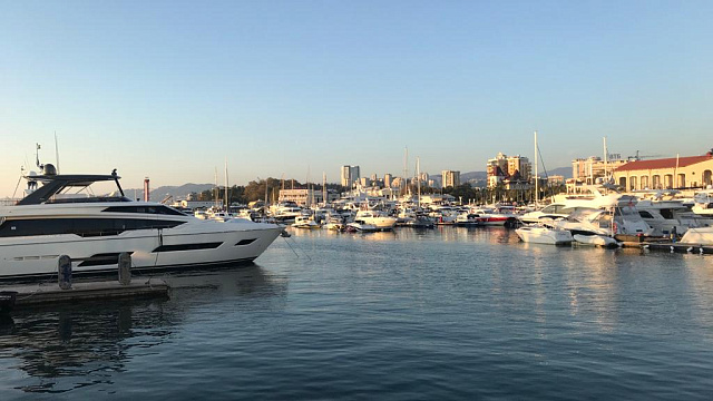 В Сочи, а также на курортах Кубани 22 января погода принесёт потепление до +10°C при небольшой облачности