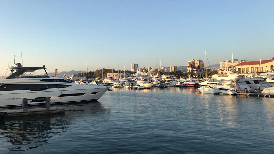 В Сочи, а также на курортах Кубани 22 января погода принесёт потепление до +10°C при небольшой облачности