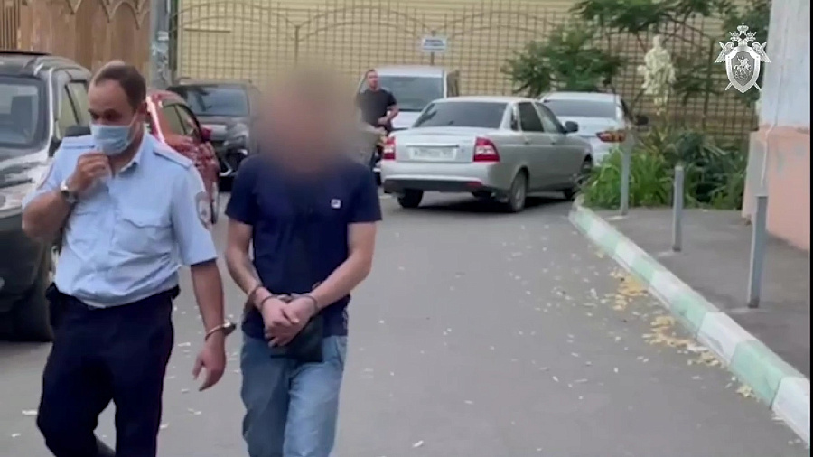 В Краснодаре мужчину, подозреваемого в убийстве 5-летнего пасынка, заключили под стражу. Видео