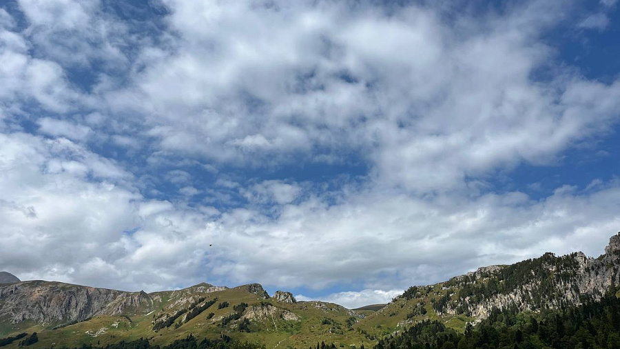В районе Даховской, а также горных курортах Адыгеи и Кубани в четверг малооблачная погода с небольшим дождём и температурой до +15°С
