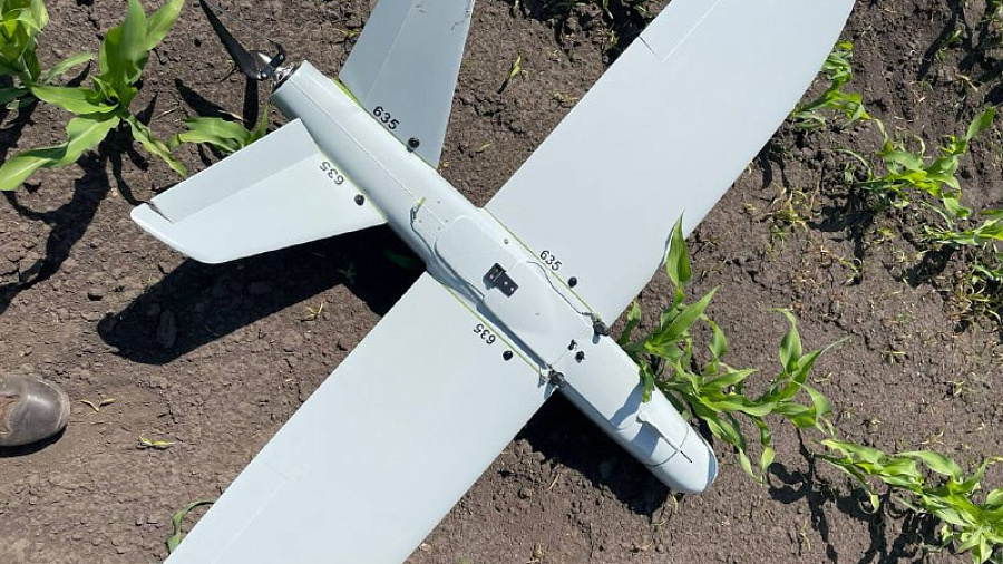 Сбитые беспилотники ВСУ повредили дома в двух поселениях Северского района 