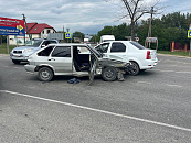 В Крымском районе семья пострадала в аварии 
