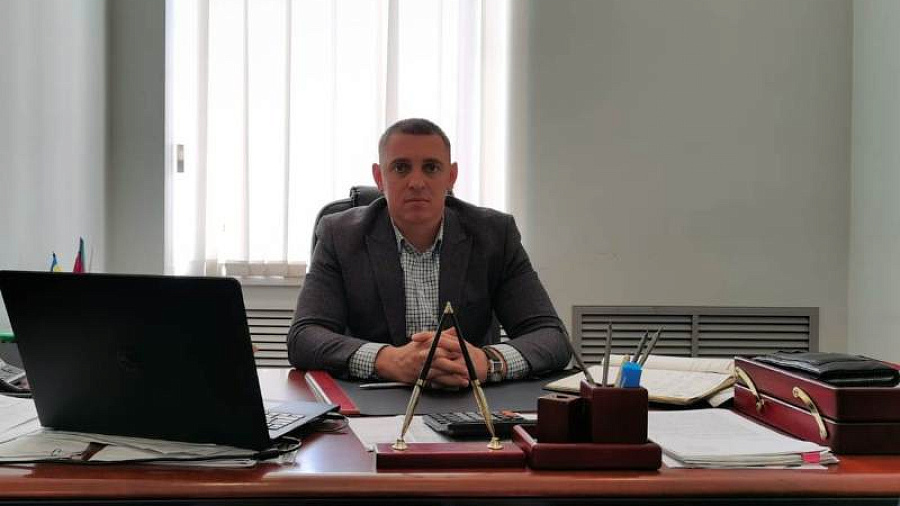 Бывший глава Ейска получил условный срок по делу об установке окон за миллион рублей на городском пляже
