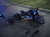 В Краснодаре мотоциклист погиб после столкновения с легковушкой 