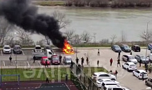 Во дворе жилого дома в Краснодаре взорвался автомобиль