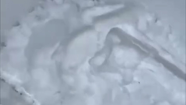 Жителям Белореченска приходится топить снег в ванной и кастрюлях, чтобы пережить отсутствие воды и электричества из-за сильного снегопада