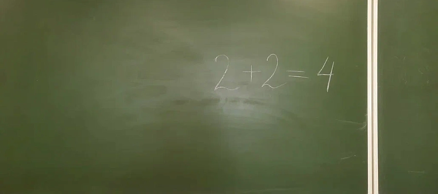 Учитель назвал русских свиньями на уроке в школе Краснодара