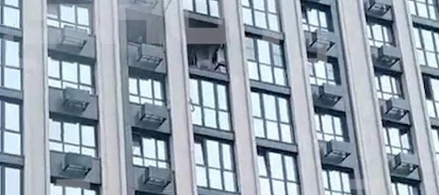 На видео сняли последствия мощного взрыва в жилом комплексе Ростова-на-Дону