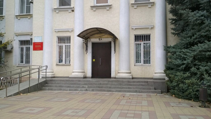 В Краснодаре на рабочем месте задержан председатель Октябрьского районного суда. В его кабинете прошел обыск