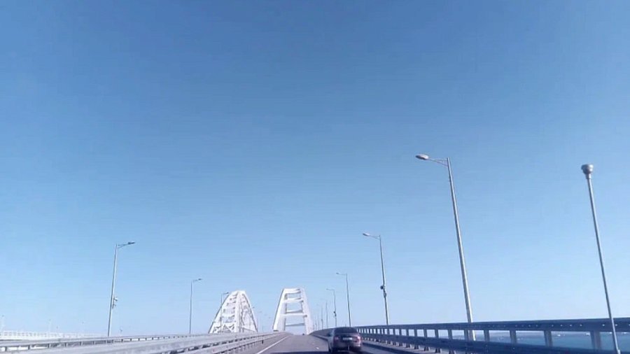 На подъезде к Крымскому мосту со стороны Кубани открыли новую площадку ручного досмотра