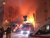 В центре Москвы произошел крупный пожар в здании «Известия холл»