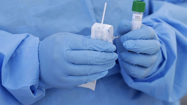 На Кубани впервые с начала года коронавирусом за сутки заболели более 300 человек 