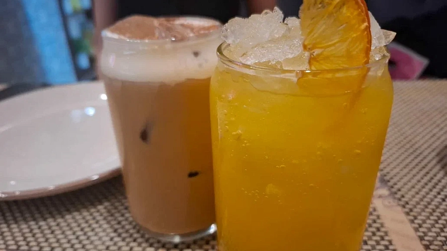 Туристов массово опаивают коктейлем «Спокойной ночи, Золушка» на популярных курортах