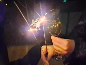 Шампанское и ликеры уничтожают печень в Новый год