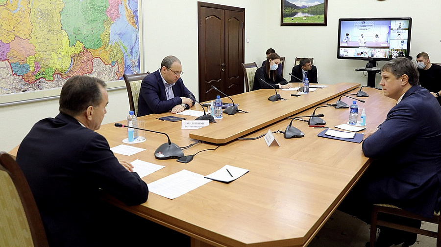Врачи вновь просят губернатора продлить карантин в Краснодарском крае