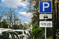 В майские праздники прибордюрные парковки Сочи будут бесплатными