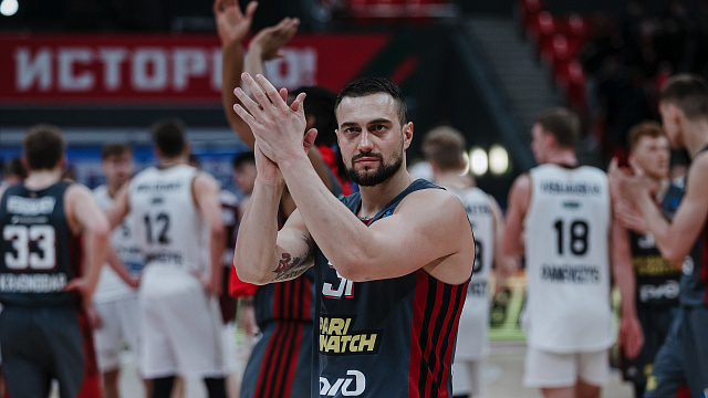 Эстонский «Калев» вышел из чемпионата Единой Лиги ВТБ по баскетболу из-за ситуации на Украине. Матч с краснодарским «Локо» был отменен
