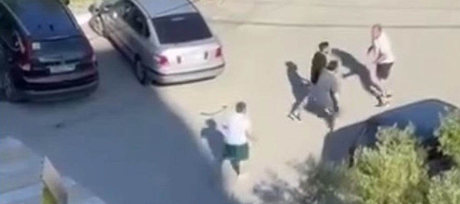 Трое мужчин напали на водителя из-за неправильной парковки в селе Ольгинка