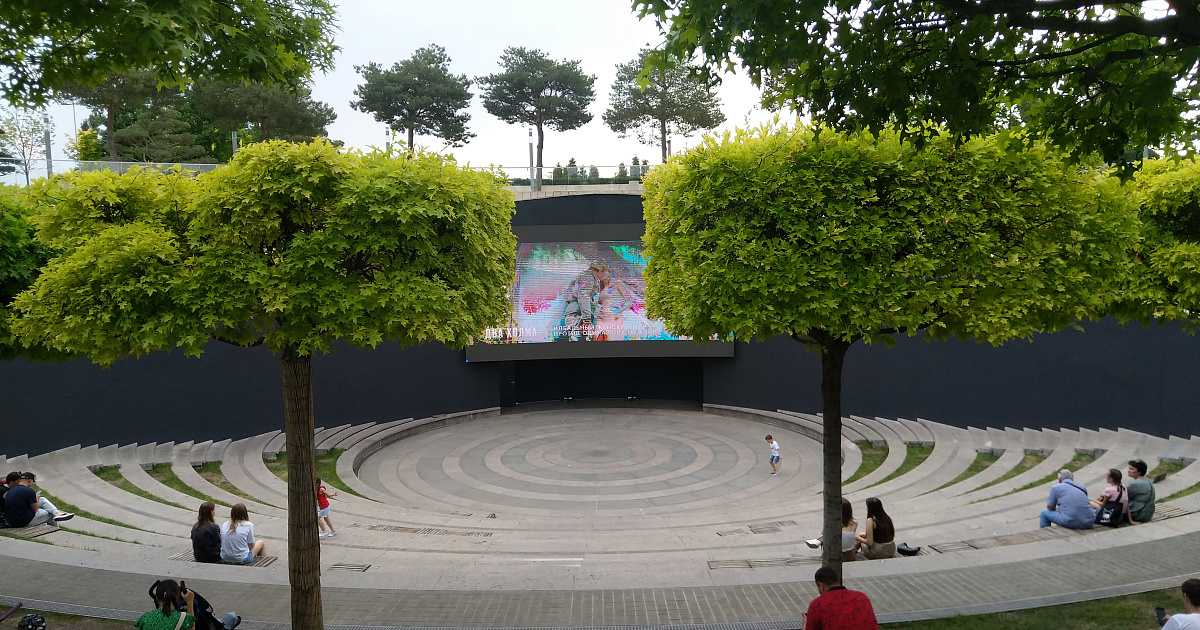 парк краснодар 2022. амфитеатр парка галицкого. парк галицкого в краснодаре амфитеатр. мероприятия в парке галицкого. сергей галицкий парк в краснодаре.