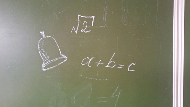 В Анапе отменили занятия в школах и детских садах из-за угрозы атаки БПЛА