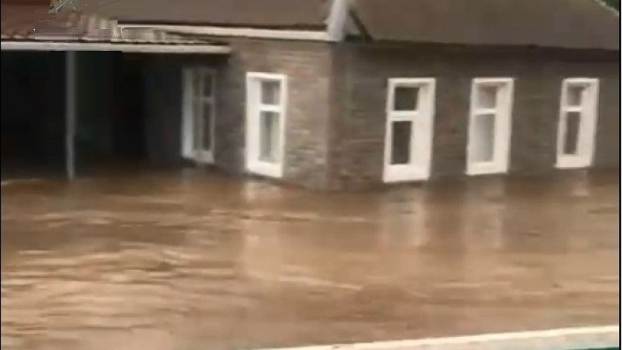 Поселок в Адыгее ушел под воду из-за сильного ливня