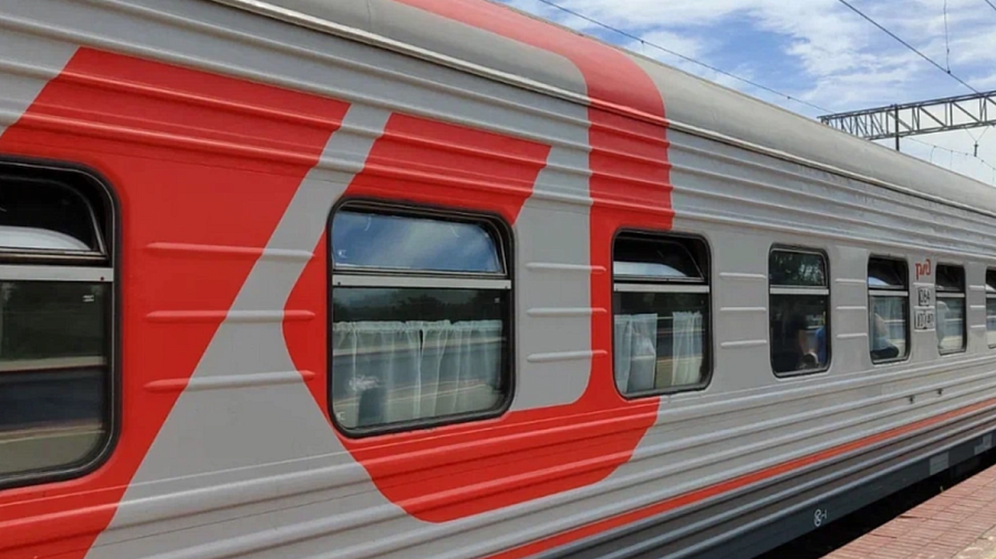 В Краснодарском крае и Ростовской области из-за атаки БПЛА сбился график движения поездов  