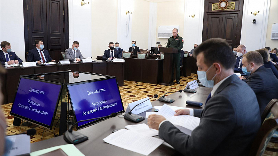 Депутаты ЗСК обсудили итоги призывной кампании-2021 в Краснодарском крае