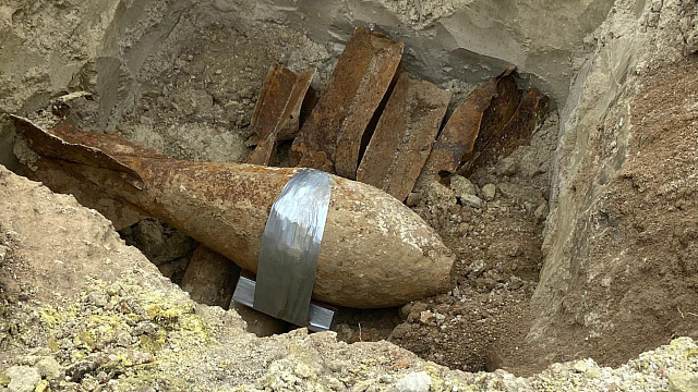 В Славянском районе нашли арсенал авиабомб прямо на кладбище