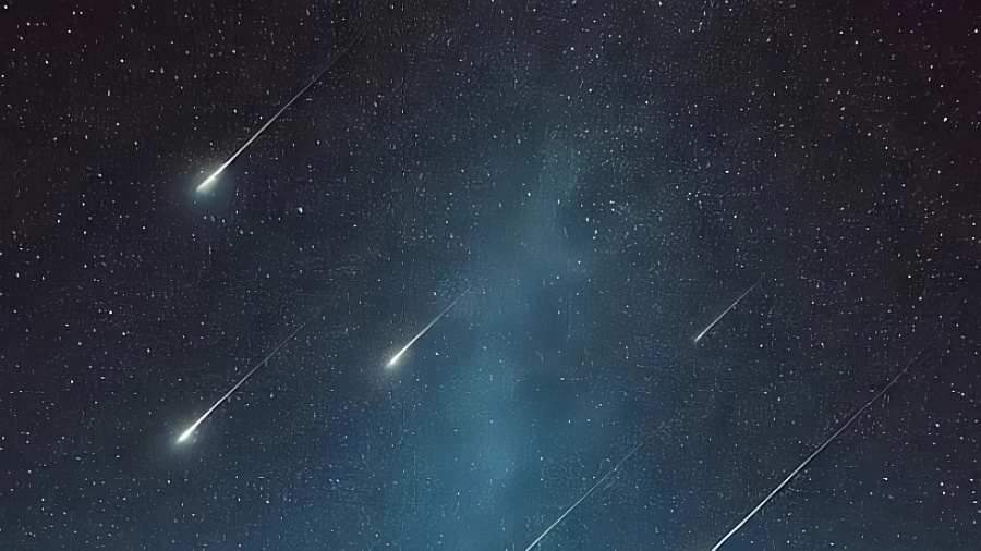 Белые метеоры Леониды озарят небо Кубани в ночь на 18 ноября