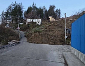 В Сочи сель сошел на дорогу возле школы и перекрыл движение 