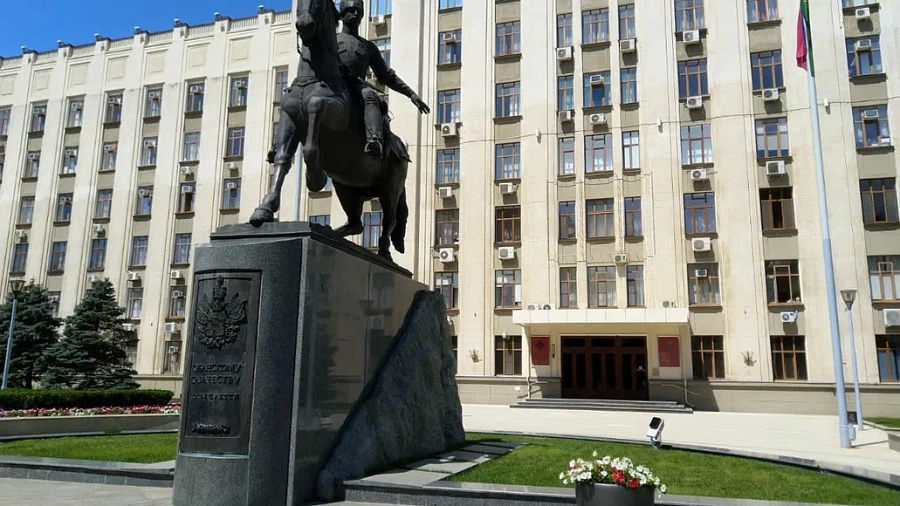 На Кубани замгубернатора Нестеренко лишился должности после провала стройки поликлиники