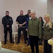 Кадры со свадьбы SHAMAN и Мизулиной в Донецке появились в сети