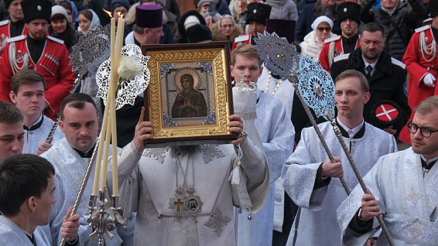 В Краснодар доставили чудотворную мироточивую икону Божией Матери «Умягчение злых сердец»