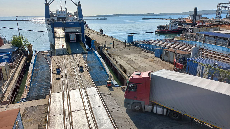 Между Турцией и морским портом Темрюк в Краснодарском крае в июле запустили два новых парома