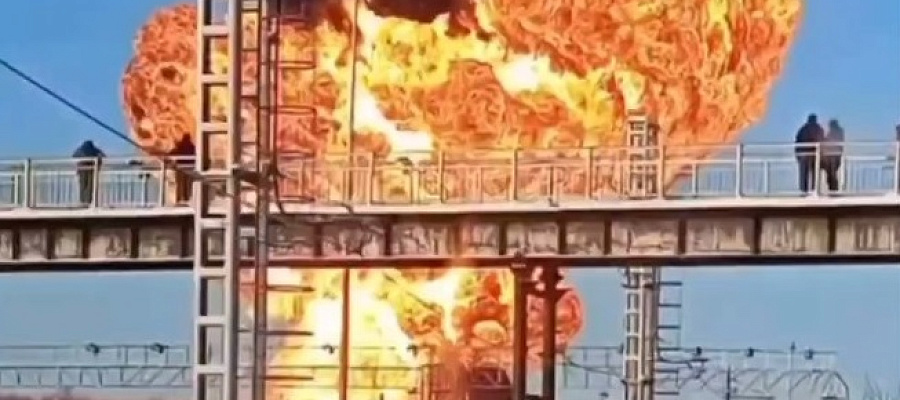 Поезда на Кубань задерживаются из-за взрыва на железной дороге 