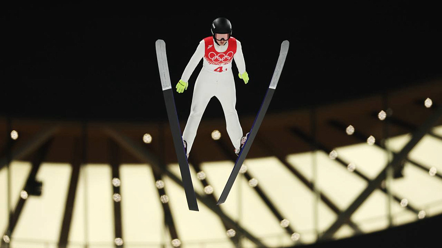 Спортсменка из Краснодарского края Ирма Махиня вместе с командой выиграла историческую медаль по прыжкам на лыжах с трамплина на Олимпиаде в Пекине 