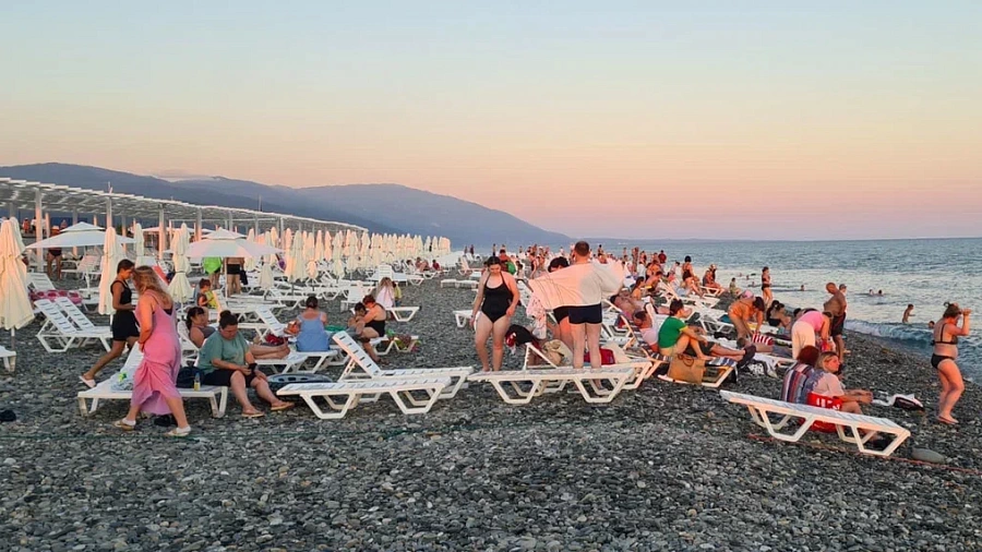 Семейный отдых на Черном море 2026 обойдется от 66 тысяч рублей