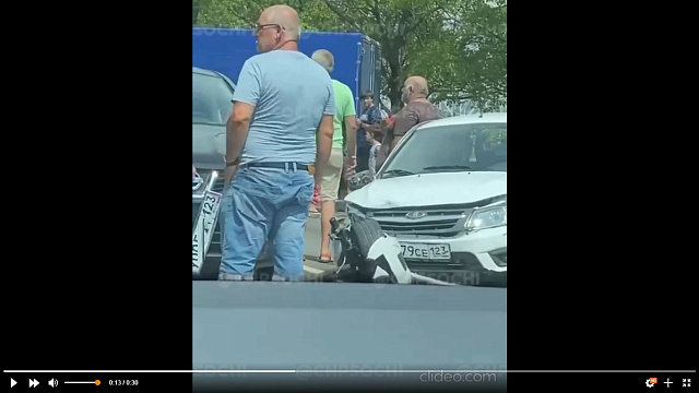 В Сочи произошло массовое ДТП с участием экскурсионного автобуса (ВИДЕО)