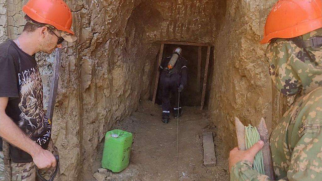 В Краснодарском крае поисковики нашли немецкий подземный тоннель времен Великой Отечественной войны 