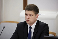 В Краснодаре девочка провалилась под лед на озере во время селфи