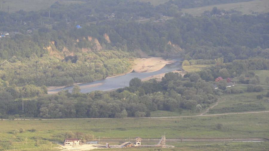 В Лаго-Наки,  а также горных курортах Адыгеи и Кубани в пятницу сложатся мягкие условия погоды: безоблачно, +21°С и слабый ветер