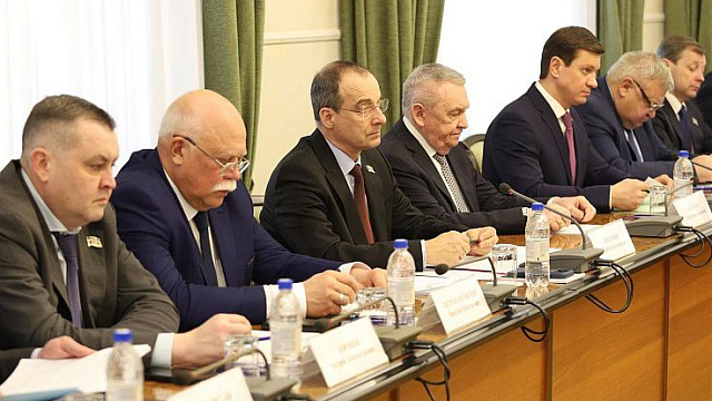 В ЗСК прошел круглый стол по вопросам развития Староминского района