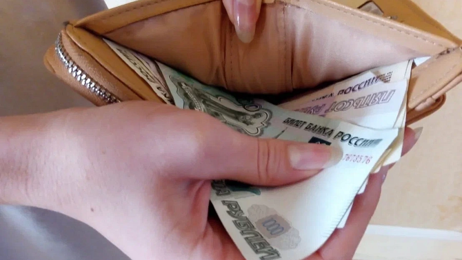 Директор творческого центра в Краснодаре вымогал премии у педагогов и получил срок