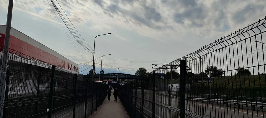 КПП Адлер на границе с Абхазией увеличит пропуск машин в 9,5 раза после реконструкции