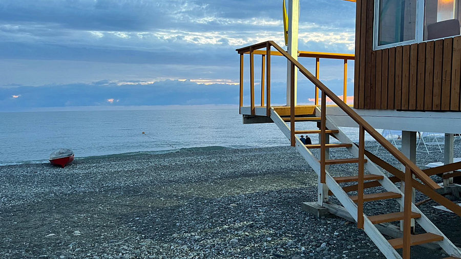 В Сочи, Геленджике, Анапе, а также на курортах Кубани в выходные дни погода резко испортится: ожидаются ливни, местами – штормовой ветер