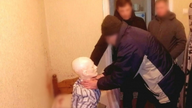 В Краснодарском крае мужчина убил пожилого отца статуэткой из-за беспорядка в доме