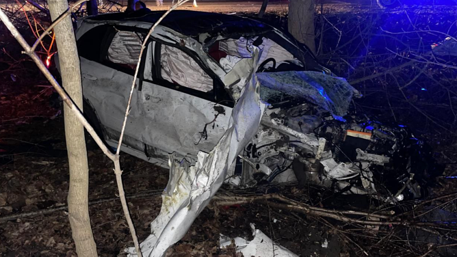 На Кубани произошла смертельная авария, лишившая жизни двоих людей