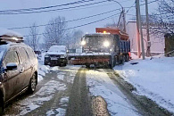 Шторм накрыл Сочи: поваленные деревья, оборванные провода и снежный хаос в горах