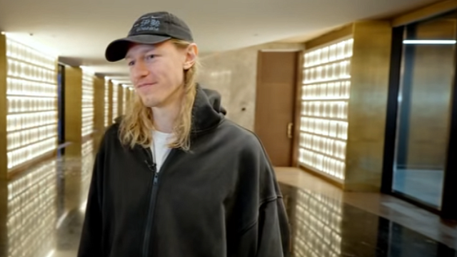 «Вернулся в ностальгию»: вратарь сборной России и «ПСЖ» Матвей Сафонов рассказал о своем возвращении в Краснодар 